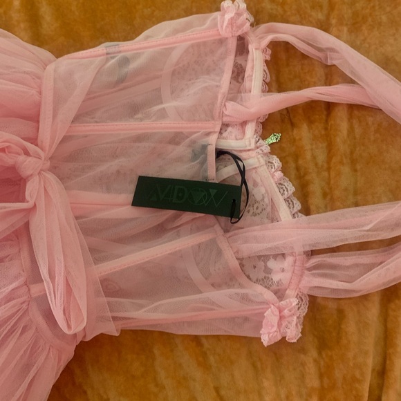 NWT Widow Death Becomes Her Goth Gown in Pink Lace Sz M - Picture 8 of 16